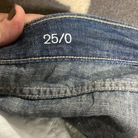 NWT Ann Taylor Loft light weight denim shorts - Picture 11 of 12